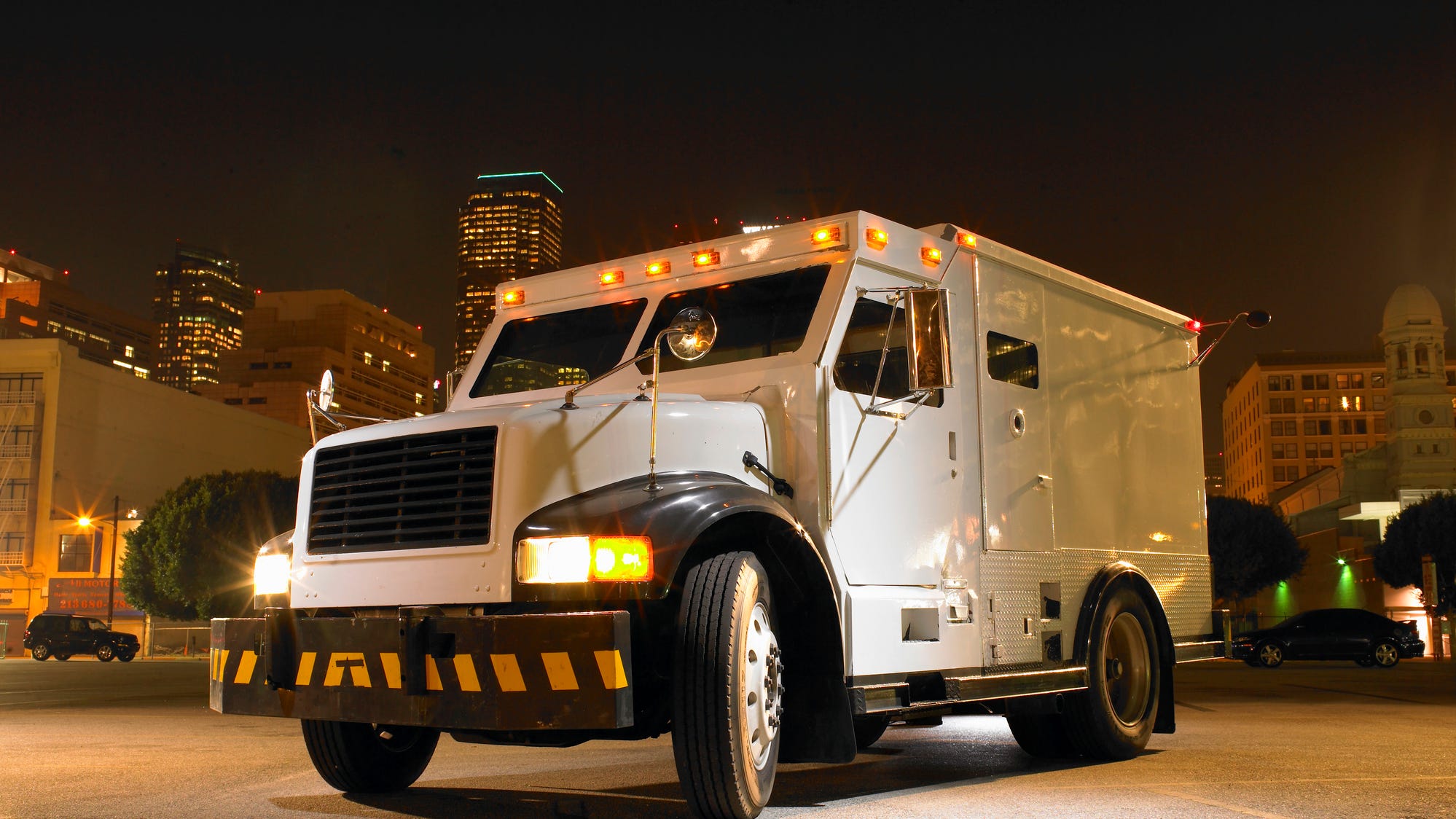 Brinks driver busted by Feds after stealing over $1 million from multiple MI banks, credit unions by using his lunch box