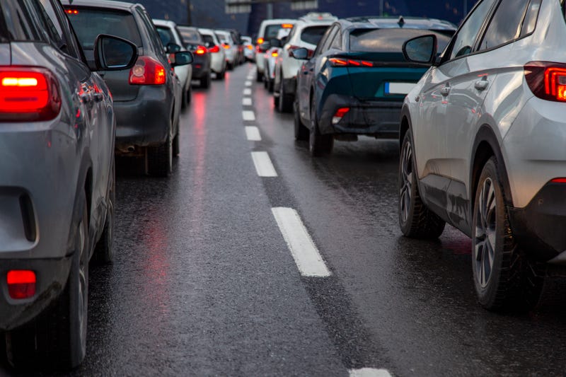 Commuters across the U.S. faced unprecedented delays last year, averaging 63 hours lost annually to traffic, the most since data tracking began in 1982.