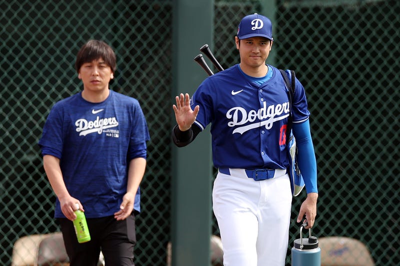 Shohei Ohtani #17 of the Los Angeles Dodgers prepares for a game against the Chicago White Sox at Camelback Ranch on February 27, 2024 in Glendale, Arizona
