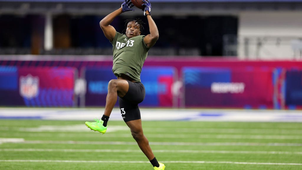 Texans select cornerback Kamari Lassiter with 42nd overall pick in NFL Draft