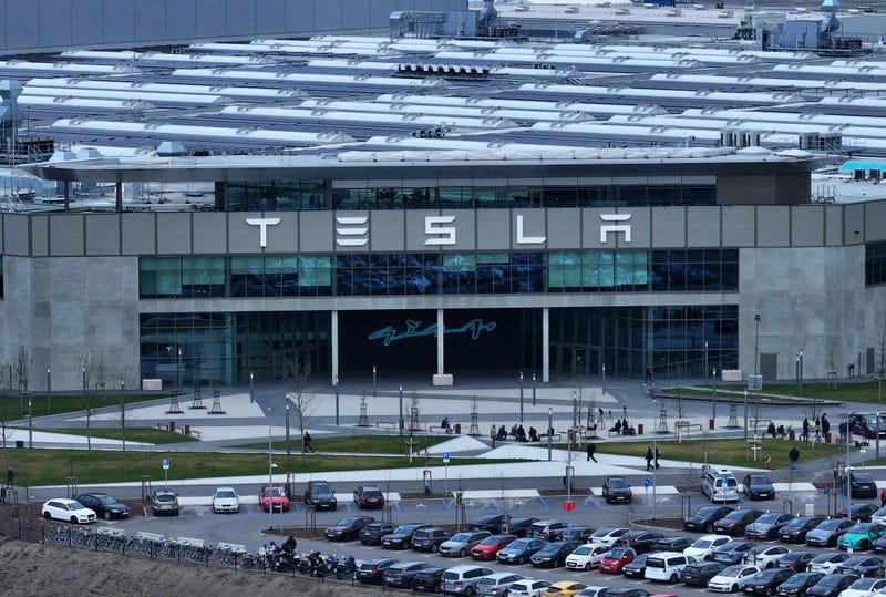 Tesla taps Samsung to build AI chips in Texas under $16.5 billion deal