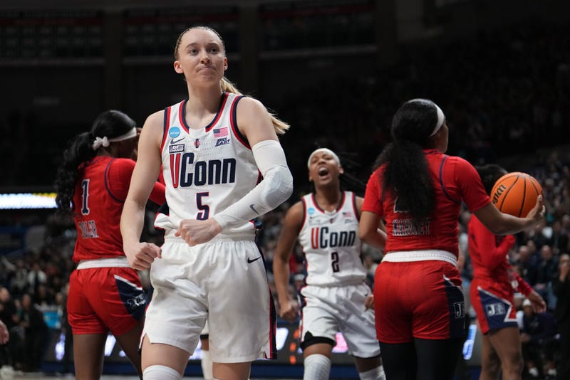 Paige Bueckers, Uconn, Women's College Basketball, NCAA Tournament, Minnesota