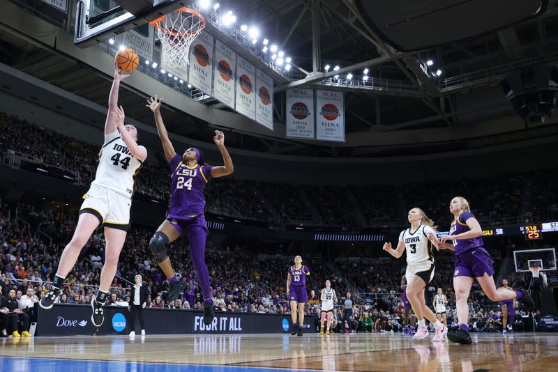 Addison O'Grady #44 of the Iowa Hawkeyes shoots the ball over Aneesah Morrow #24 of the LSU Tigers during the second half in the Elite 8 round of the NCAA Women's Basketball Tournament at MVP Arena on April 01, 2024 in Albany, New York. (Photo by Andy Lyons/Getty Images)