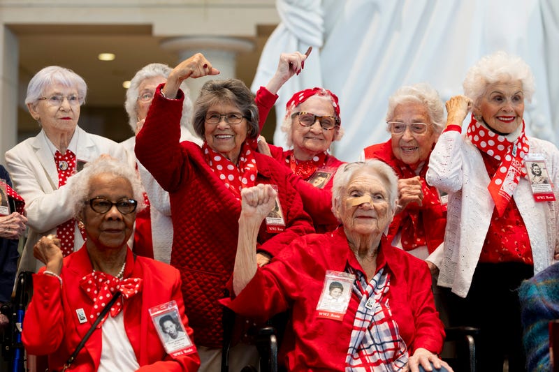 "Rosies" honored with Congressional Gold Medal