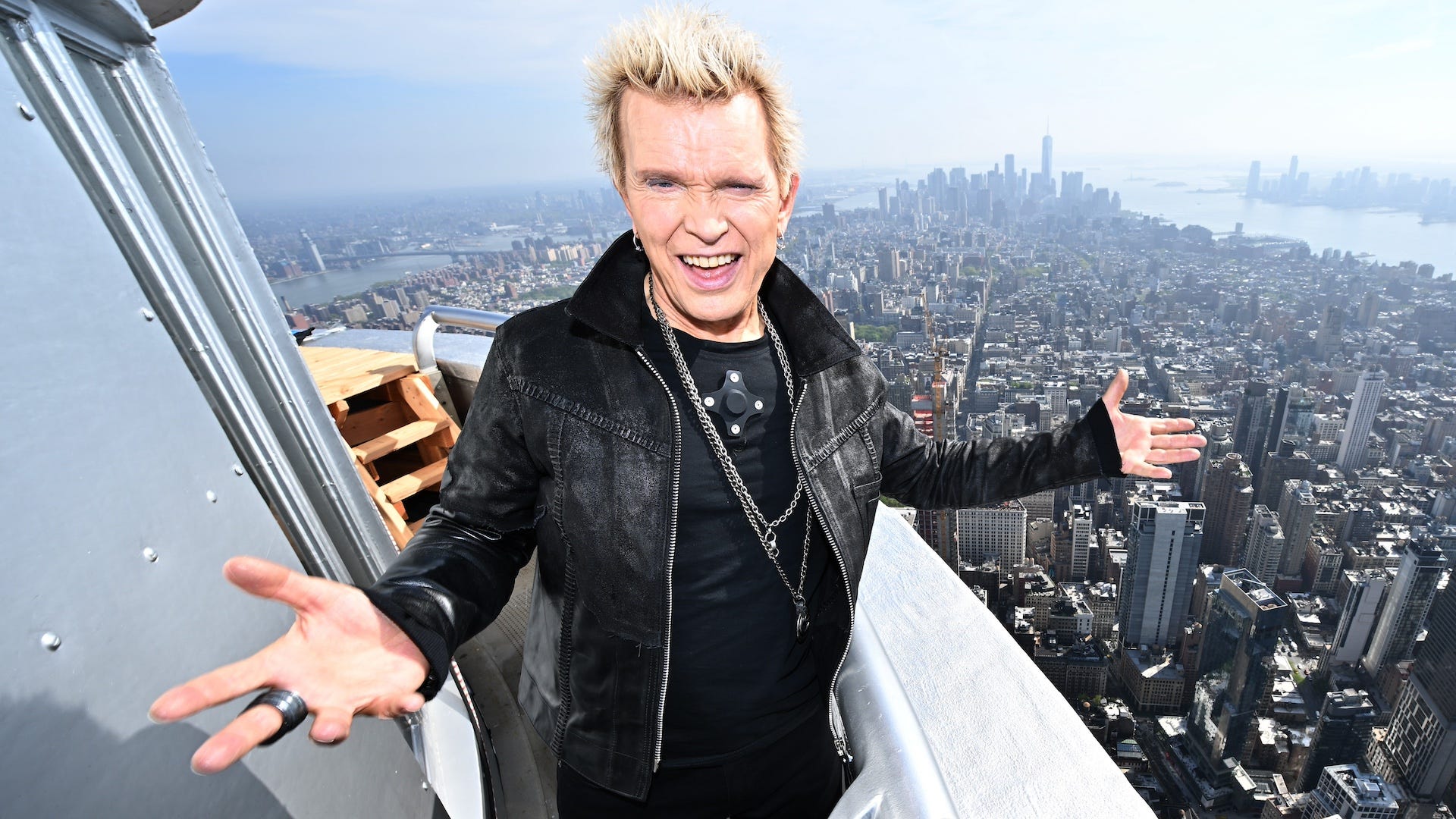 Billy Idol declares 'It’s a Nice Day To…Tour Again!' with Joan Jett & the Blackhearts