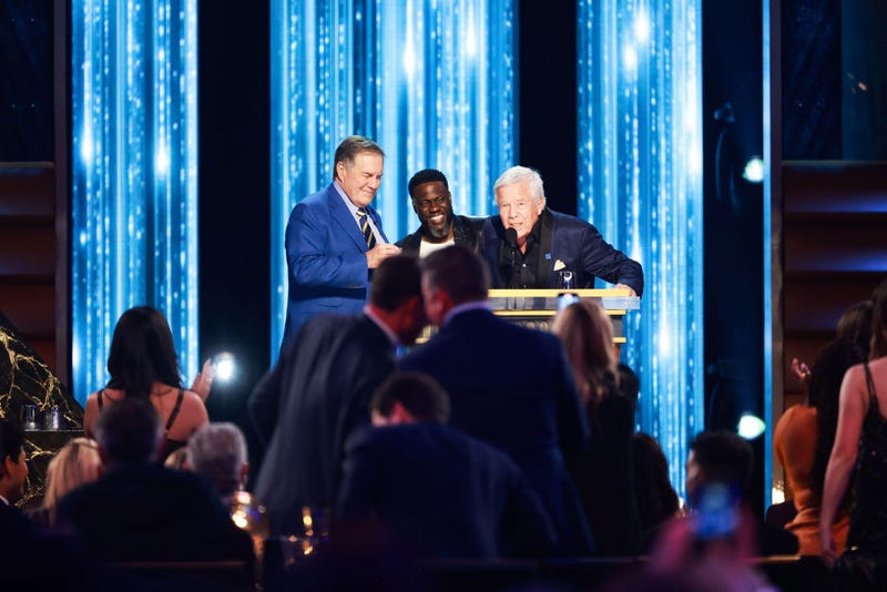 Bill Belichick, Kevin Hart and Robert Kraft