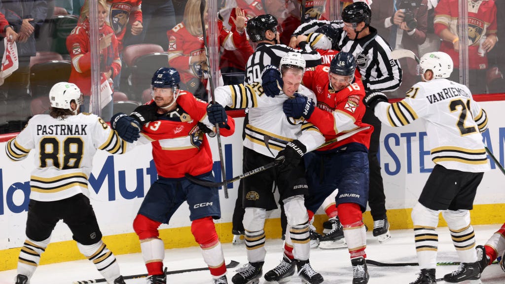 David Pastrnak-Matthew Tkachuk fight highlights 136 penalty minutes in third period of Game 2