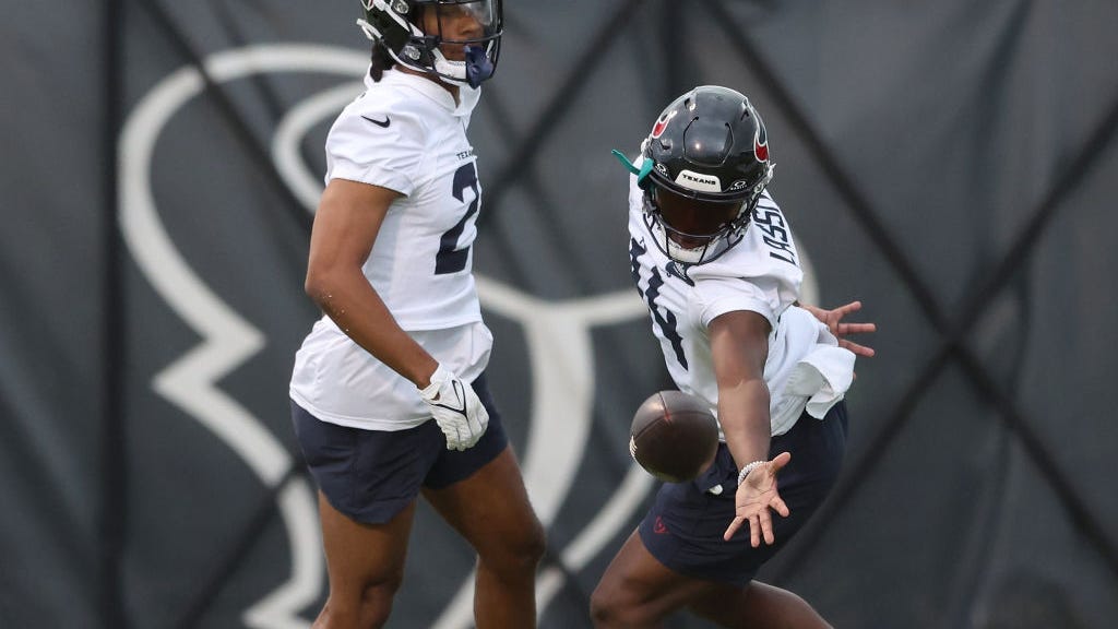 This Texans rookie is turning heads at minicamp