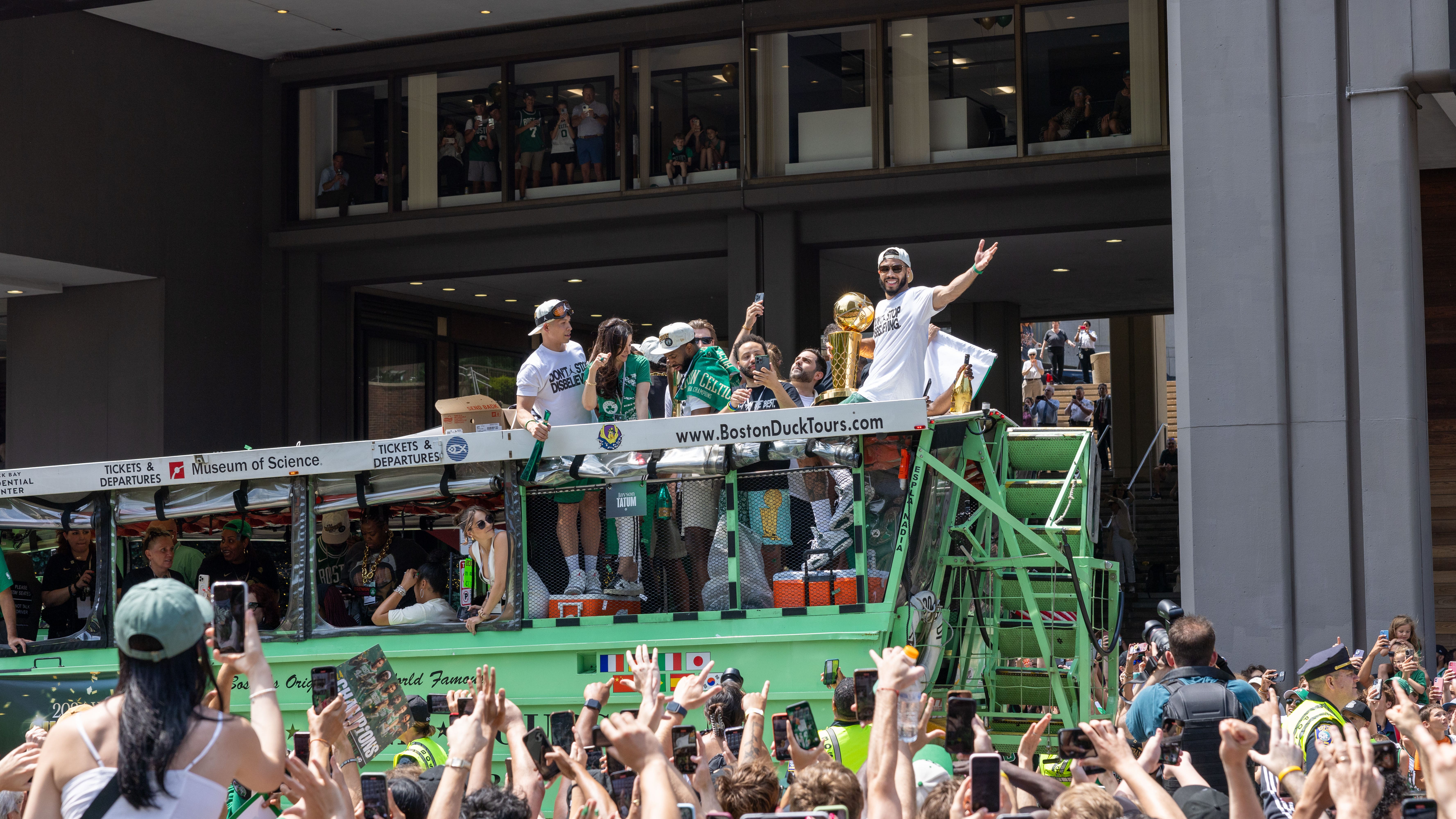 Jayson Tatum agrees to a record 5-year, $315 million extension with Celtics