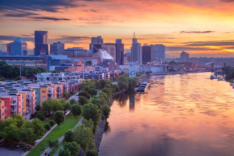 A new report from the watchdog group In$ight St. Paul is revealing the city faces significant economic issues.