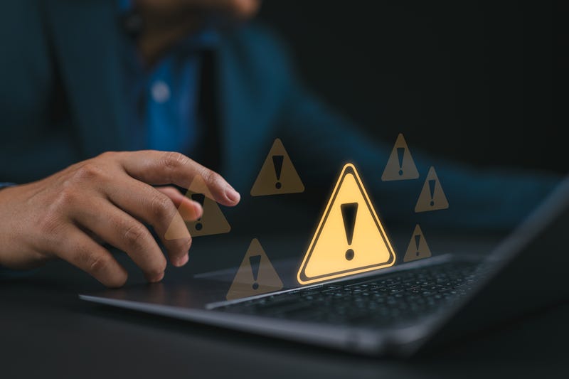 System hacked warning alert.