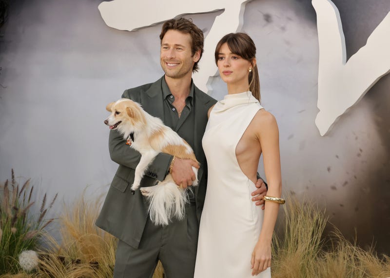 (L-R) Glen Powell and Daisy Edgar-Jones attend the premiere of Universal Pictures' "Twisters" on July 11, 2024 in Los Angeles, California.