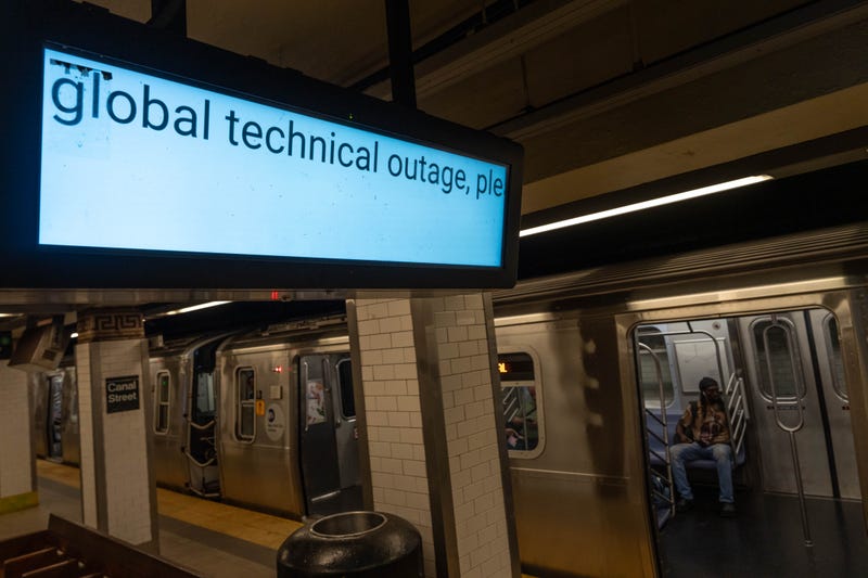An information screen informs travelers that train information is not available at Canal Street on July 19, 2024