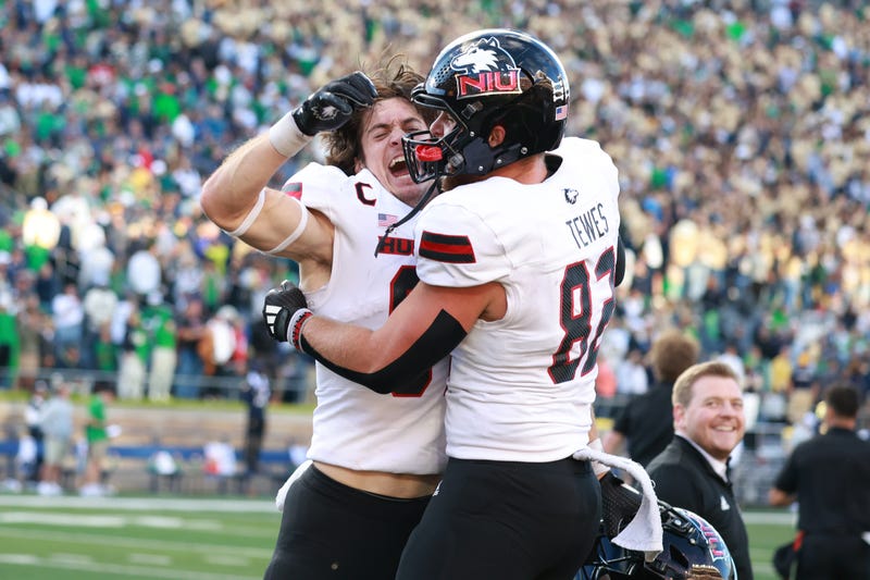 Northern Illinois Huskies celebrating
