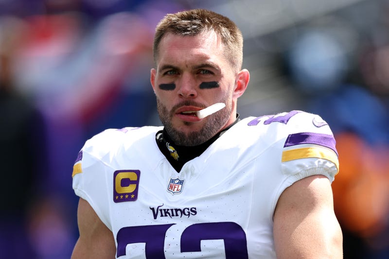 Longtime Viking safety Harrison Smith has agreed with the team to return for a 14th season.