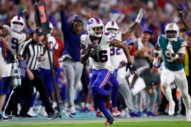  Ja'Marcus Ingram #46 of the Buffalo Bills runs the ball for a 31 yard touchdown after intercepting a pass 