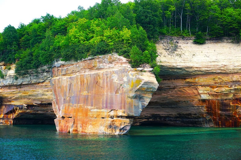 Pictured Rocks National Lakeshore park