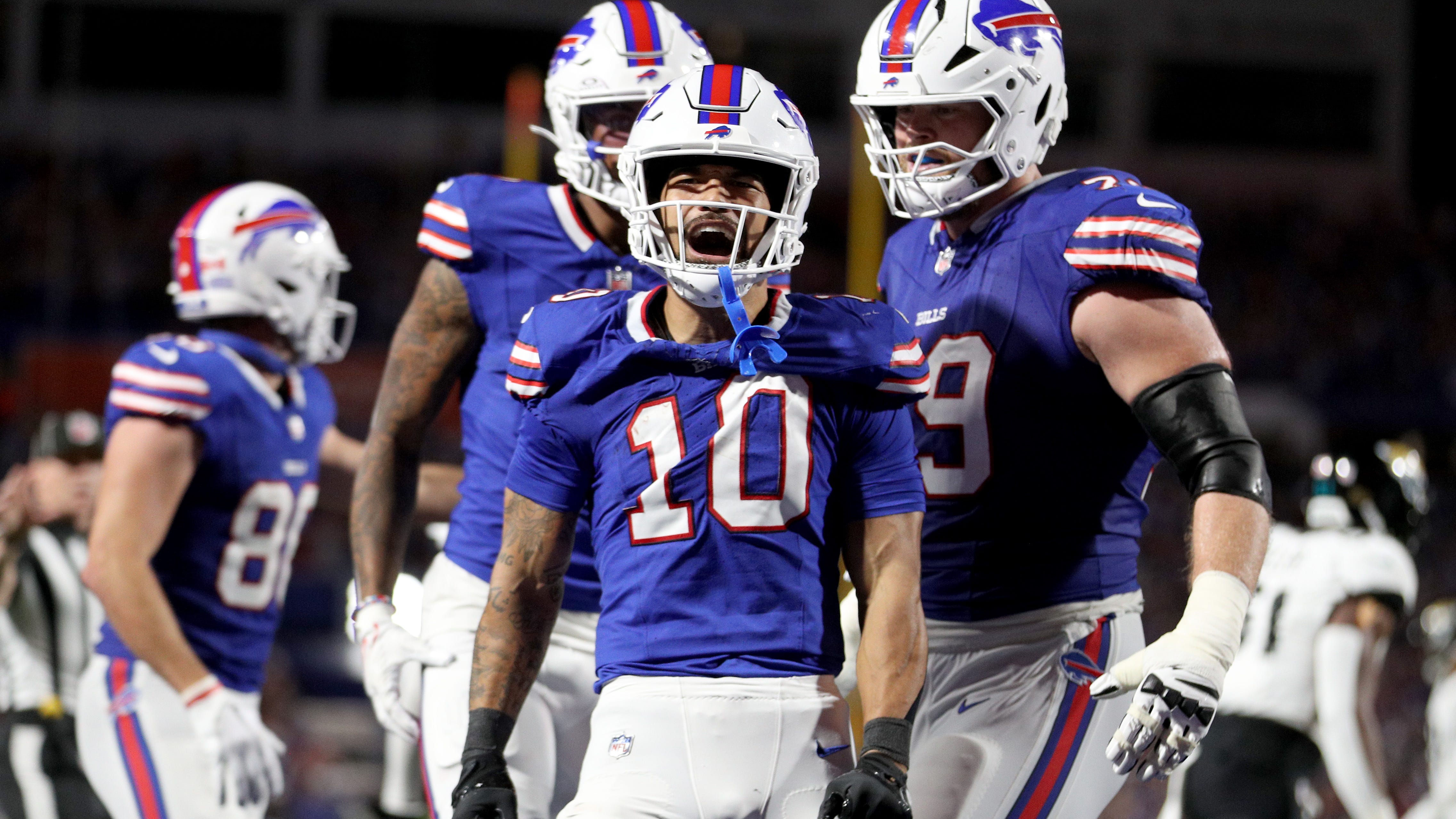 Bills demolish Jaguars under lights of Monday night in Orchard Park
