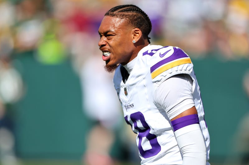Justin Jefferson #18 of the Minnesota Vikings warms up prior to a game against the Green Bay Packers at Lambeau Field on September 29, 2024 in Green Bay, Wisconsin.
