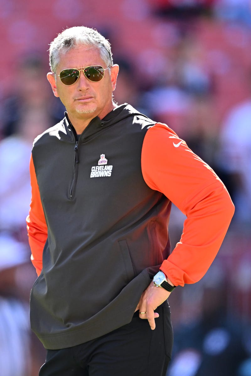 CLEVELAND, OHIO - OCTOBER 20: Defensive coordinator Jim Schwartz of the Cleveland Browns looks on before a game against the Cincinnati Bengals at Huntington Bank Field on October 20, 2024 in Cleveland, Ohio. (Photo by Jason Miller/Getty Images)