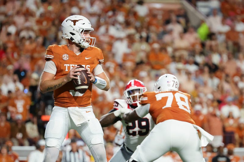 Quinn Ewers #3 of the Texas Longhorns looks to pass against the Georgia Bulldogs during the second half at Darrell K Royal-Texas Memorial Stadium on Oct. 19, 2024, in Austin, Texas.