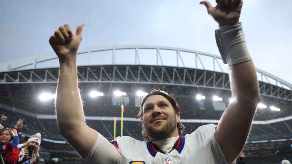 Josh Allen throws 2 TD passes as the Bills cruise past the Seahawks 31-10