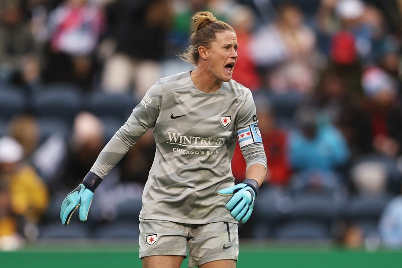 Alyssa Naeher, of the Chicago Red Stars, shouts to her teammates during the second half against the Kansas City Current at SeatGeek Stadium on Nov. 3, 2024, in Bridgeview, Ollinois.