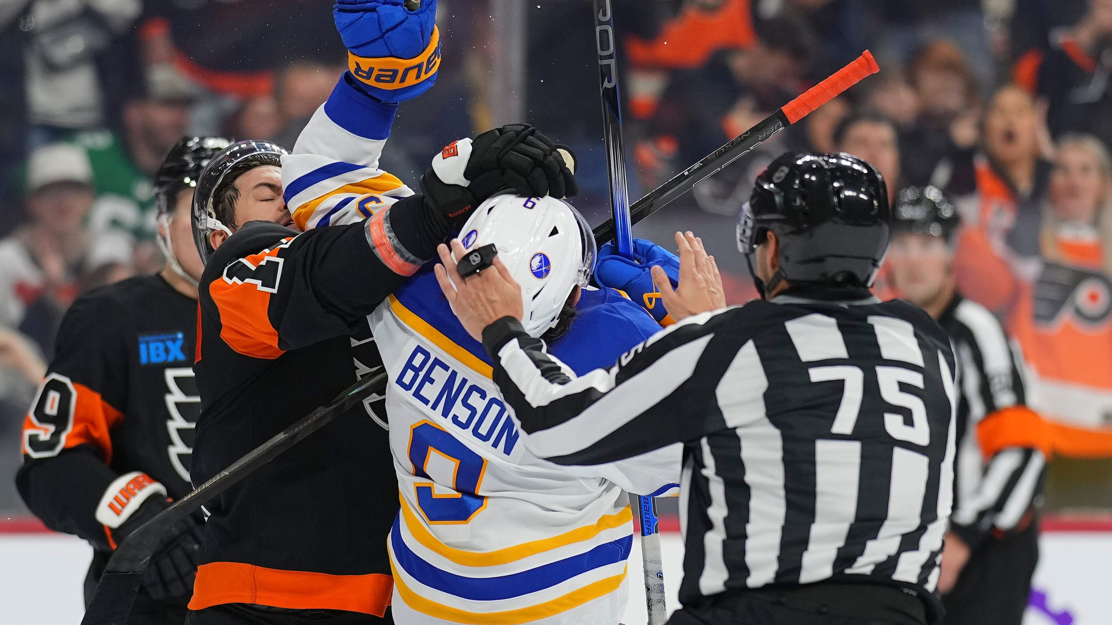 Sabres fall to Flyers in Philadelphia