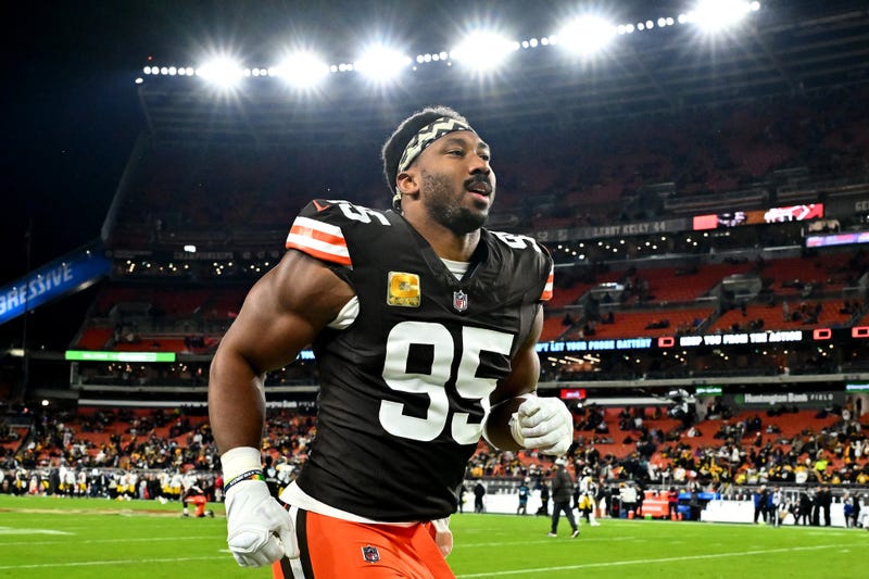Myles Garrett #95 of the Cleveland Browns runs off the field prior to the game against the Pittsburgh Steelers at Huntington Bank Field on November 21, 2024 in Cleveland, Ohio.