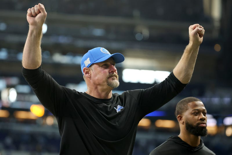 Lions coach Dan Campbell celebrates win at Indianapolis Colts