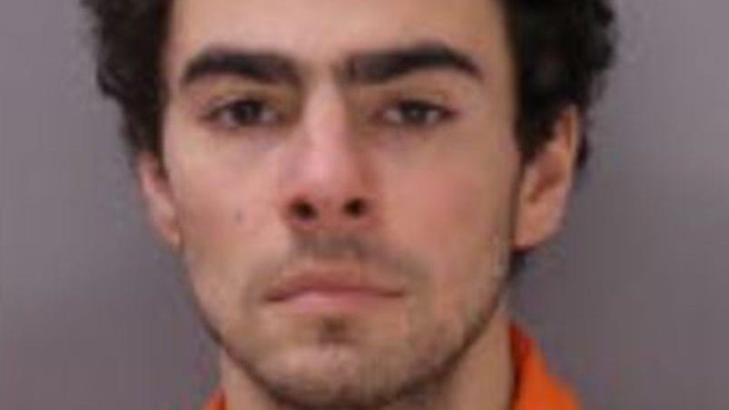 Últimos detalles sobre el asesinato del CEO: Huellas en la escena del crimen en NYC coinciden con las de Luigi Mangione