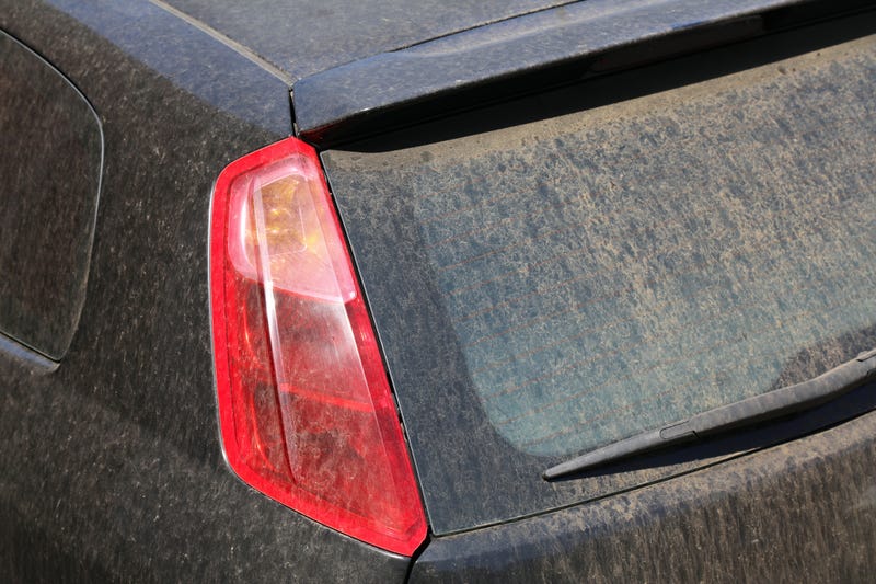 Car dirty due to dust snow