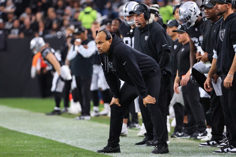 Head coach Antonio Pierce of the Las Vegas Raiders looks on against the Los Angeles Chargers during the third quarter at Allegiant Stadium on January 05, 2025 in Las Vegas, Nevada. 