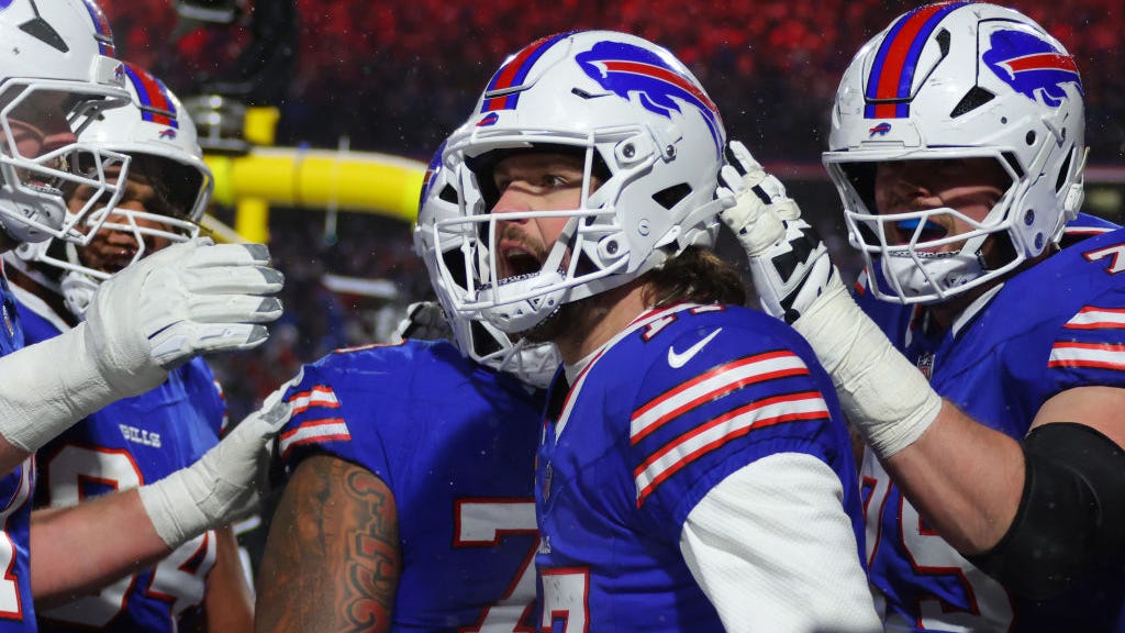 Allen scores 2 TDs, Bills force 3 turnovers to beat Ravens 27-25 and reach AFC title game