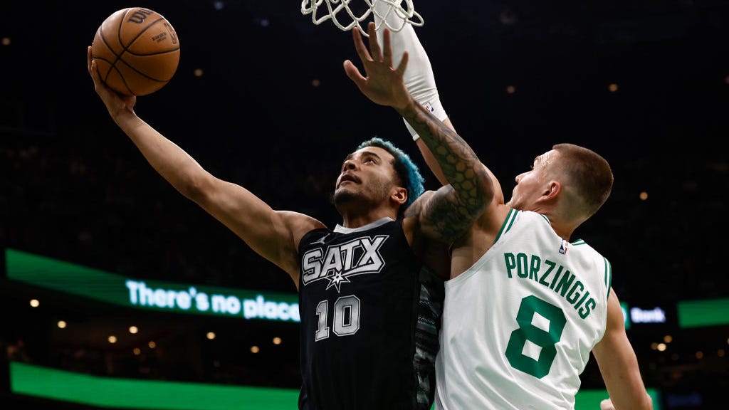 Kristaps Porzingis comes up big in battle of 7-footers against Victor Wembanyama