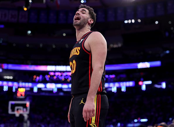 Hawks new players help keep good dynamics in the locker room