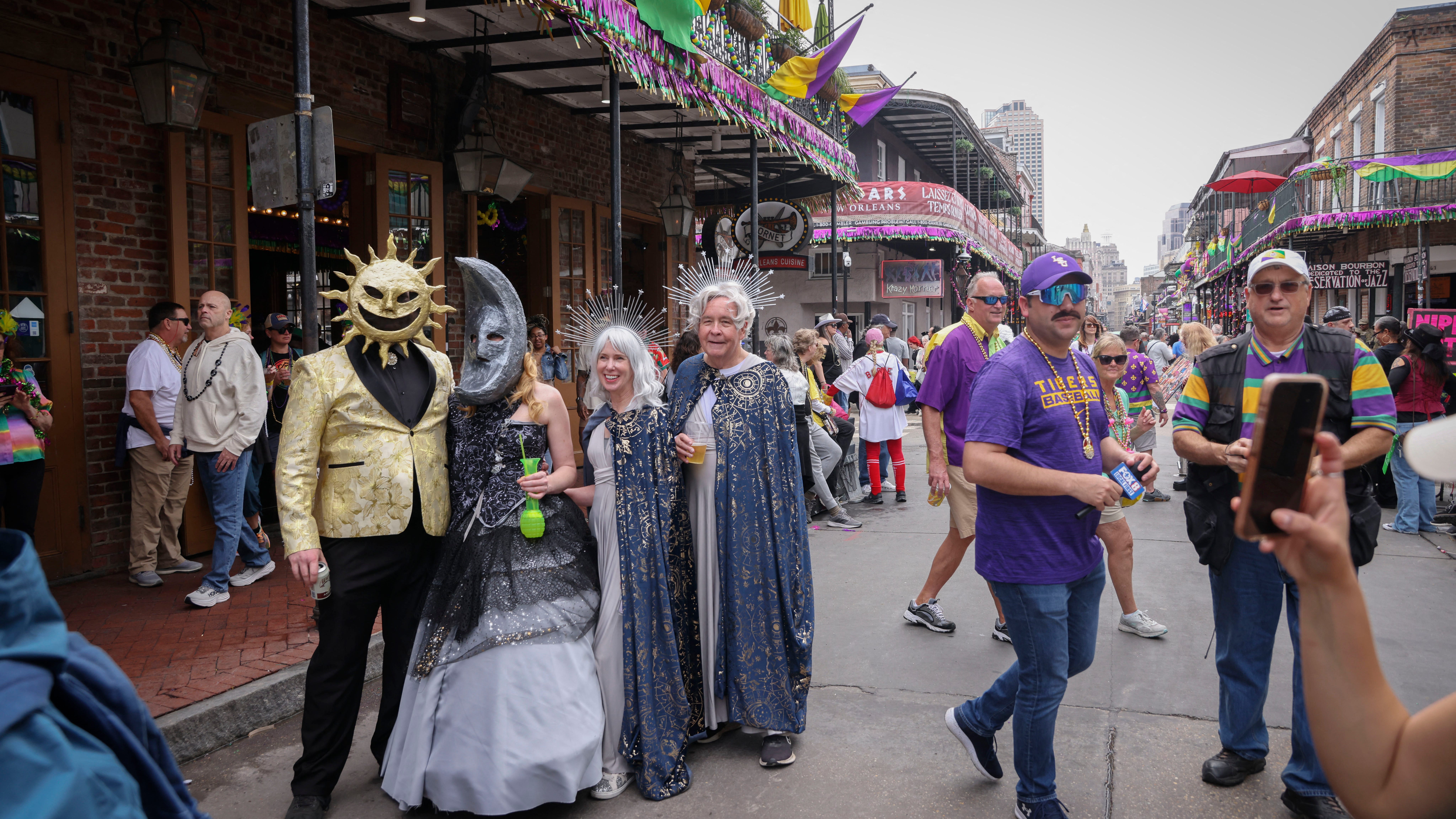 Pedestrian-only zone in the French Quarter may not be possible, according to experts
