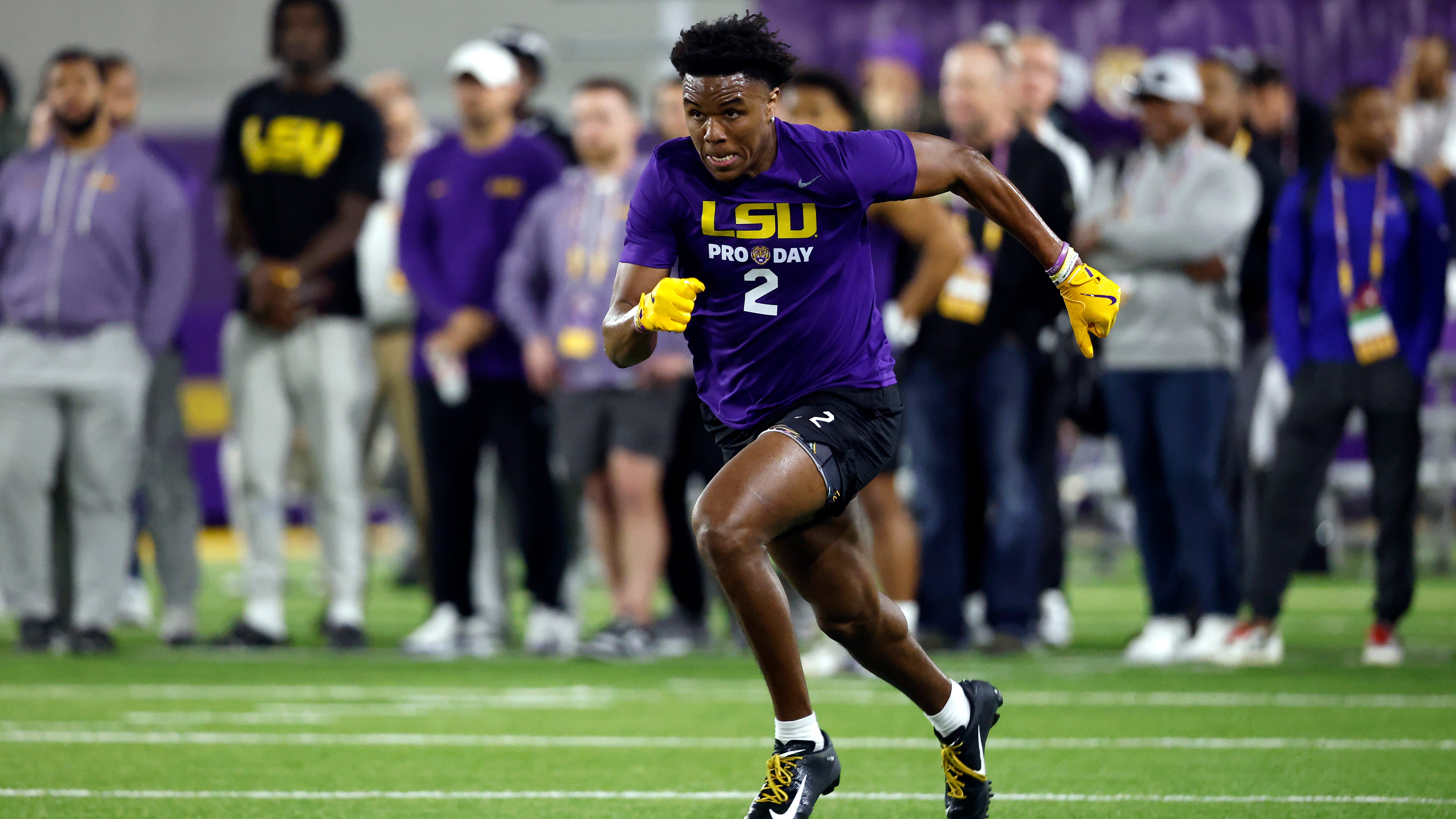 Former LSU wide receiver Kyren Lacy dead at 24