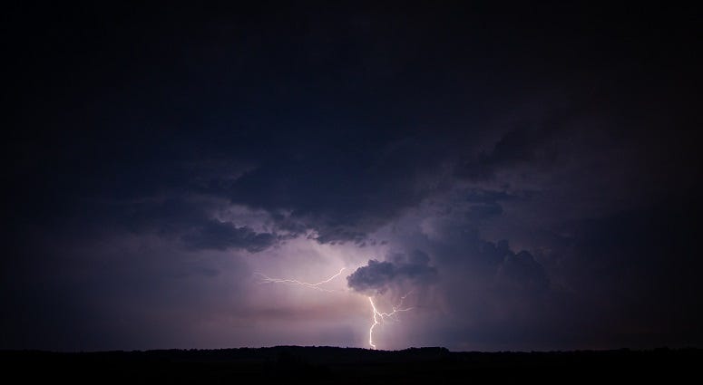 Tornado sirens sound in Sedgwick and Sumner Counties overnight