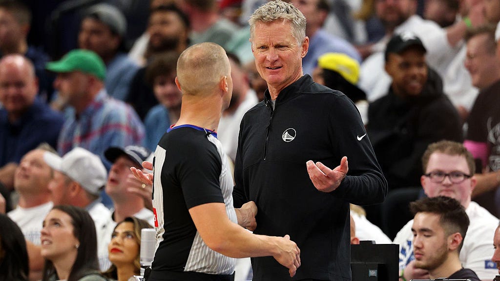 Steve Kerr's rotation experimenting results in Game 2 loss