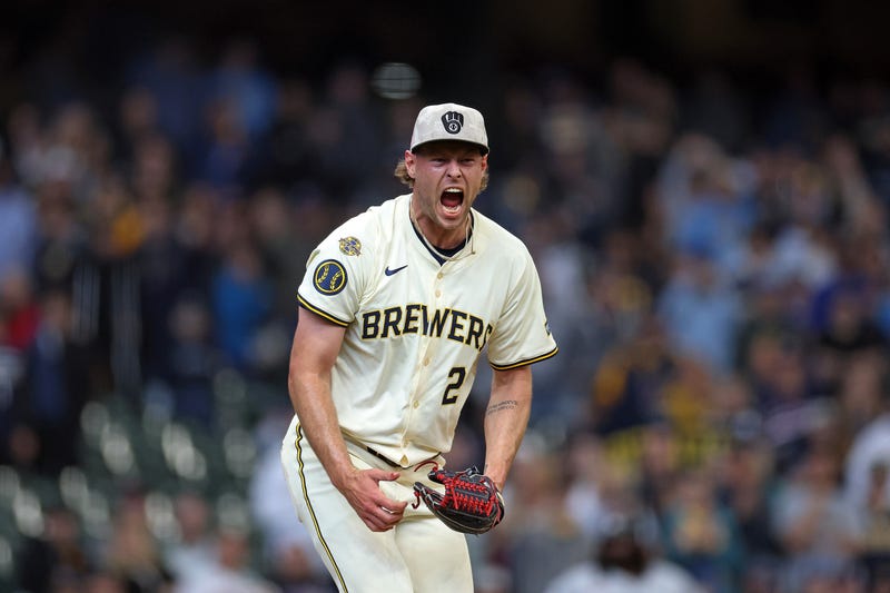 Brewers beat Twins