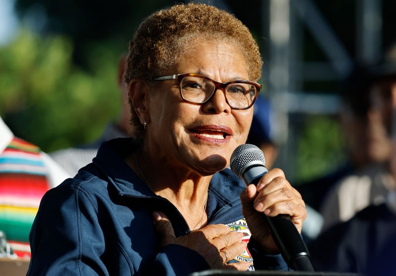  Los Angeles Mayor Karen Bass speaks at a candlelight vigil on June 10, 2025 in Los Angeles, California. 