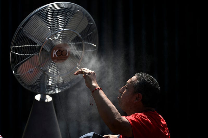 WCCO-TV Chief Meteorologist Chris Shaffer on what to expect - including major humidity - this week and what lies ahead this weekend.