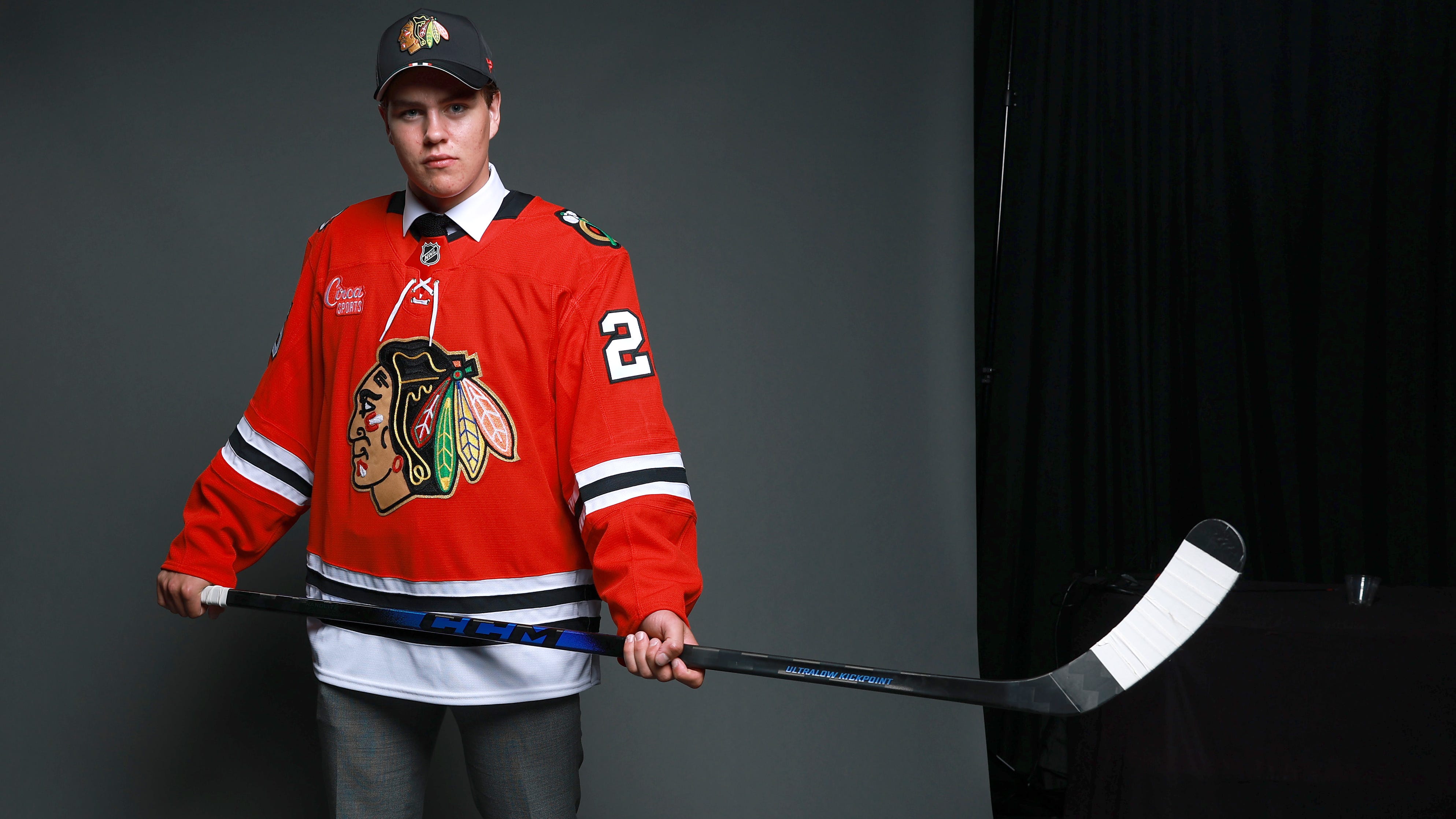 Blackhawks select forward Anton Frondell third overall in 2025 NHL Draft