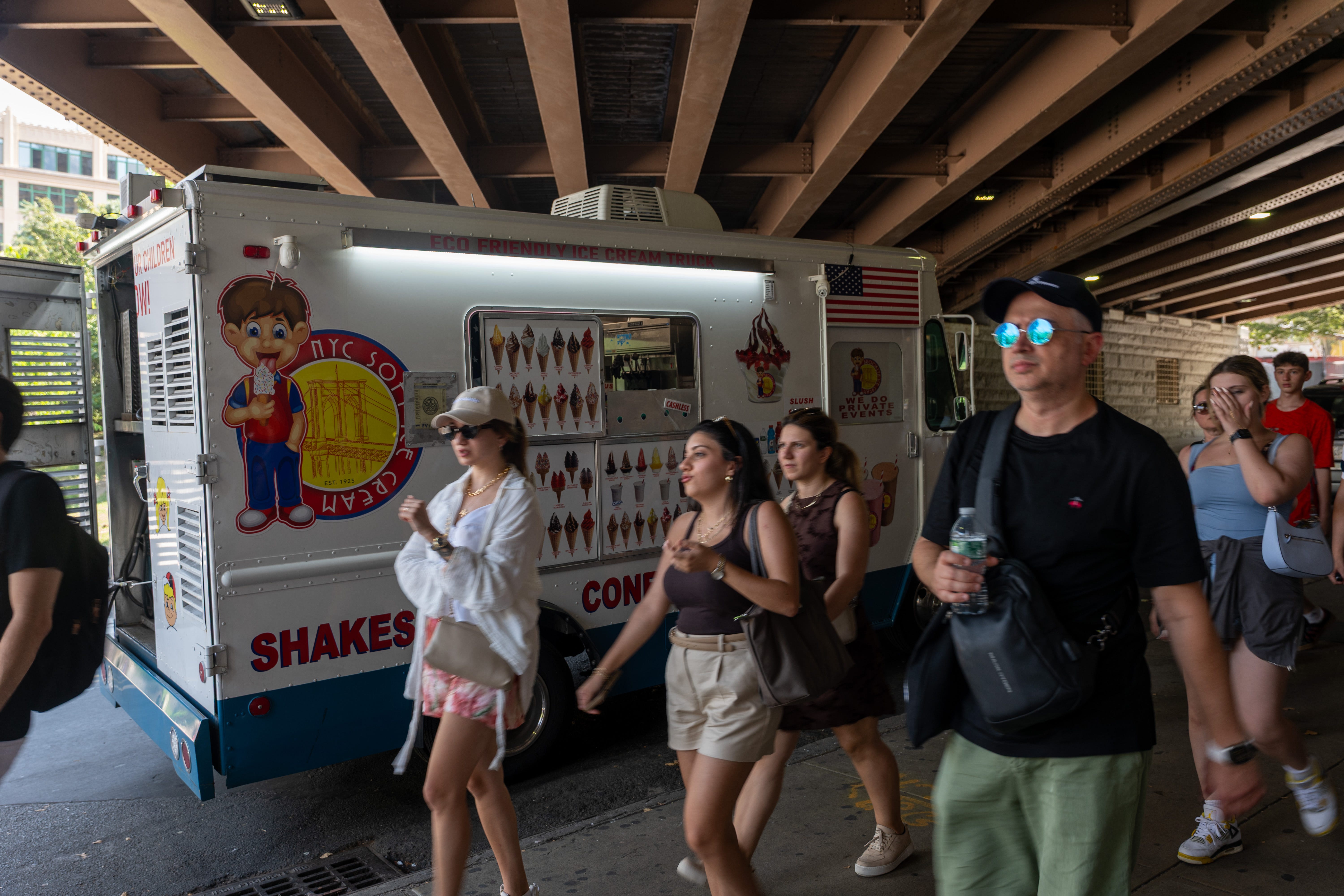 HEAT WAVE: Tuesday's high in NYC is on the cusp of breaking 76-year-old record of 99°