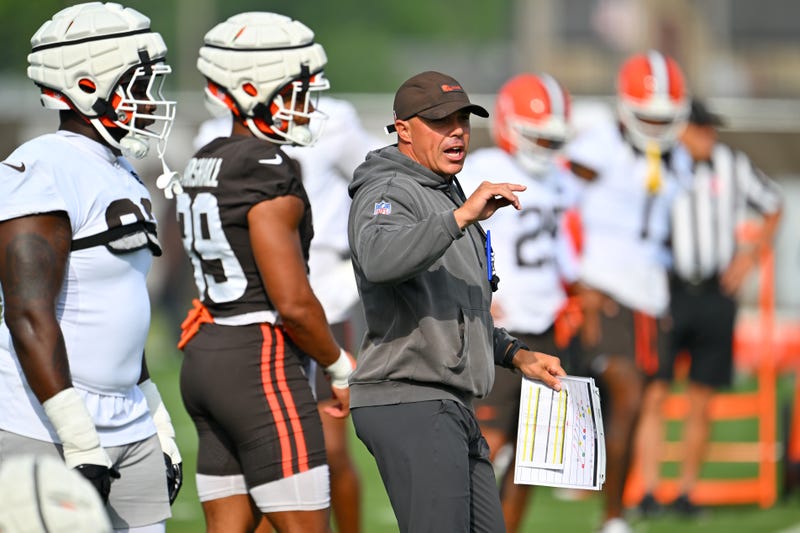 BEREA, OHIO - JULY 26: Special teams coordinator Bubba Ventrone calls a play during training camp at CrossCountry Mortgage Campus on July 26, 2025 in Berea, Ohio. (Photo by Jason Miller/Getty Images)