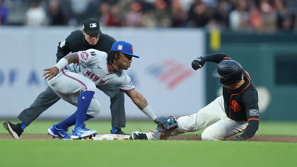 Morning Roast on Giants at the MLB trade deadline: 'This is not an all-in situation'