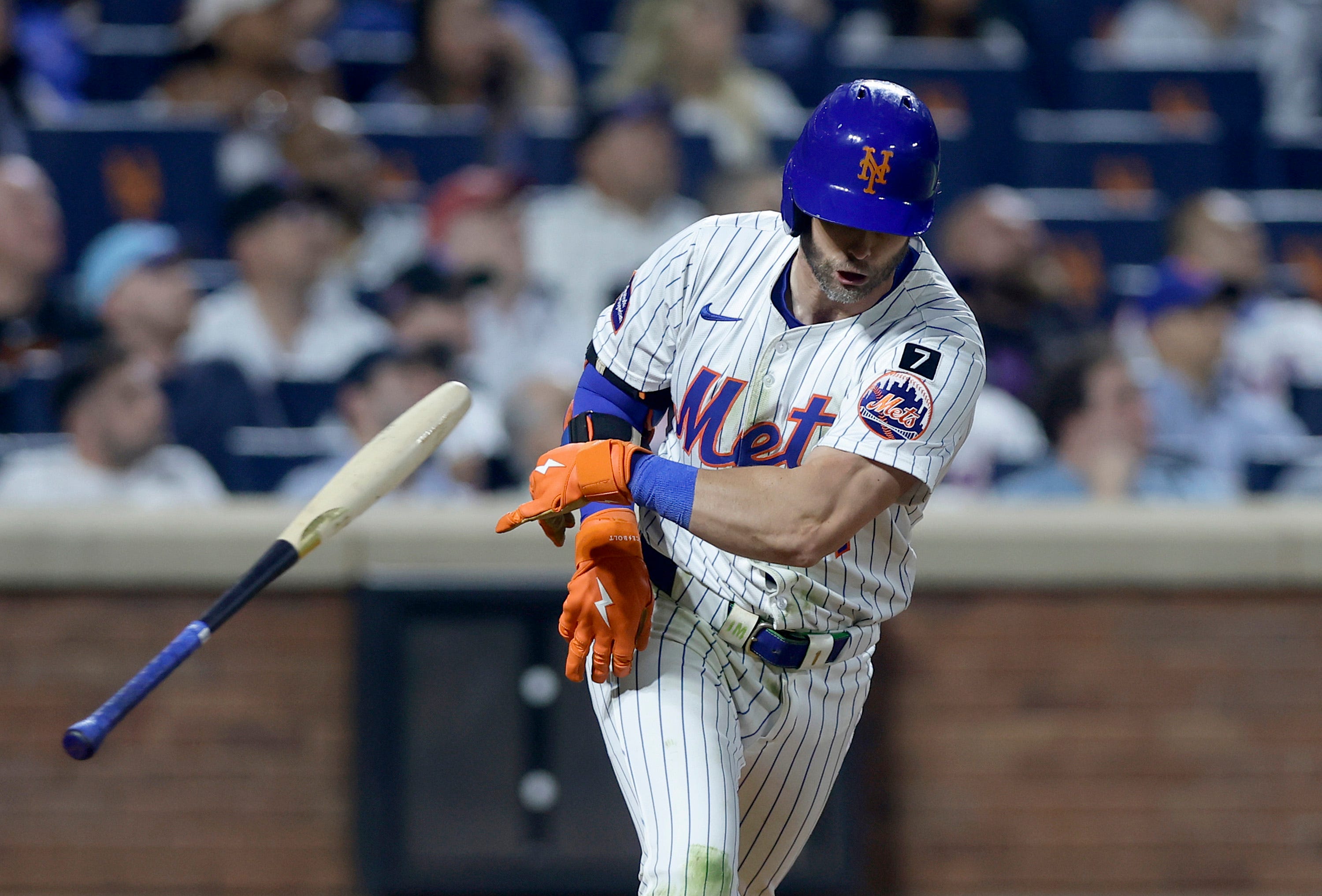 Pressure turning up on hitting coach Eric Chavez after Mets have another lifeless performance