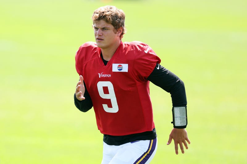 J.J. McCarthy #9 of the Minnesota Vikings warms up during training camp at Twin Cities Orthopedics Performance Center on August 13, 2025 in Eagan, Minnesota.