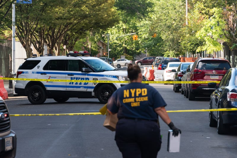 Police investigate a fatal shooting on Croes and Seward avenues in the Bronx on Aug. 26, 2025